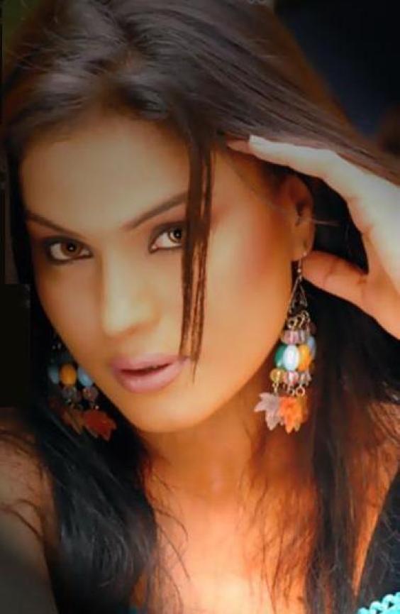 Funny Pics Of Veena Malik. Veena Malik has been savaged